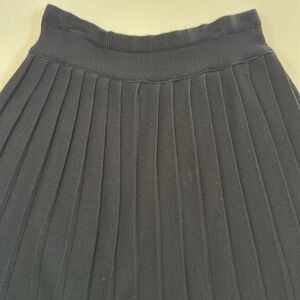 Liz Claiborne Vintage 80s Wool Pleated Skirt Midi A-line
